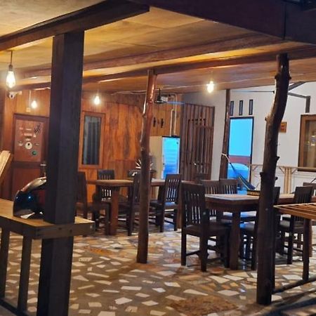 Arthur Homestay Telescope Mentawai Tua Pejat Εξωτερικό φωτογραφία