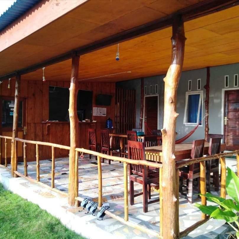 Arthur Homestay Telescope Mentawai Tua Pejat Εξωτερικό φωτογραφία