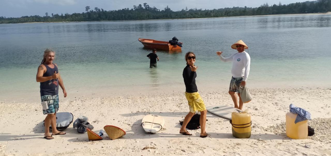 Arthur Homestay Telescope Mentawai Tua Pejat Εξωτερικό φωτογραφία